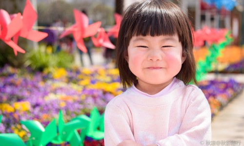 儿童自己做简单甜点-小孩子可以自己动手做的简单饭菜、儿童自己做饭做什么最好 -儿童自己做食物网